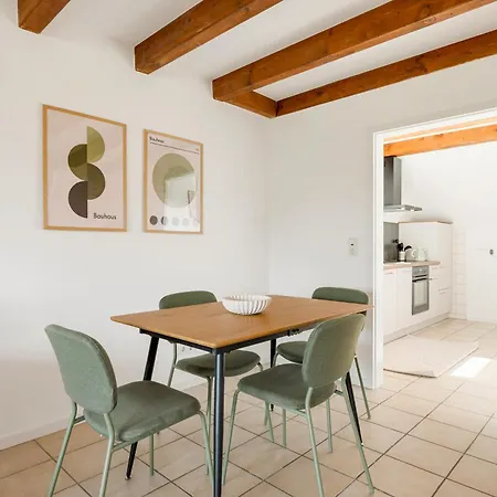 Landraum Ruhig, Gemuetlich, Parkplatz Appartement
